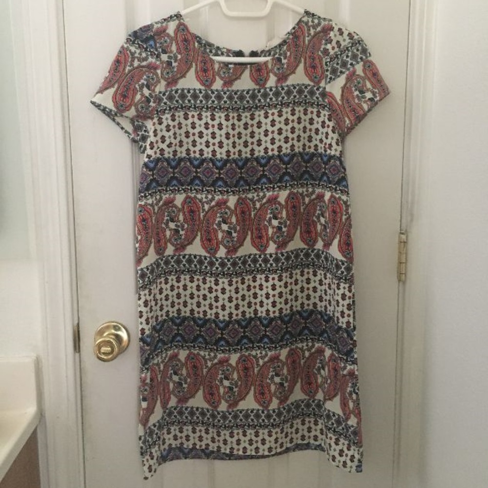 *HOST PICK* Pretty Good patterned dress